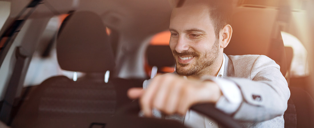 Conoce las ventajas de comprar carros en agencia