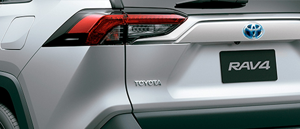 Toyota Rav4 Híbrida Spoiler y rediseño en las luces de freno
