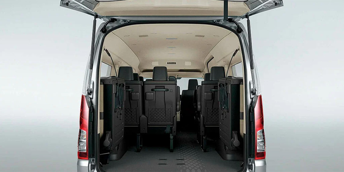 Nuevo Hiace Microbus Exterior