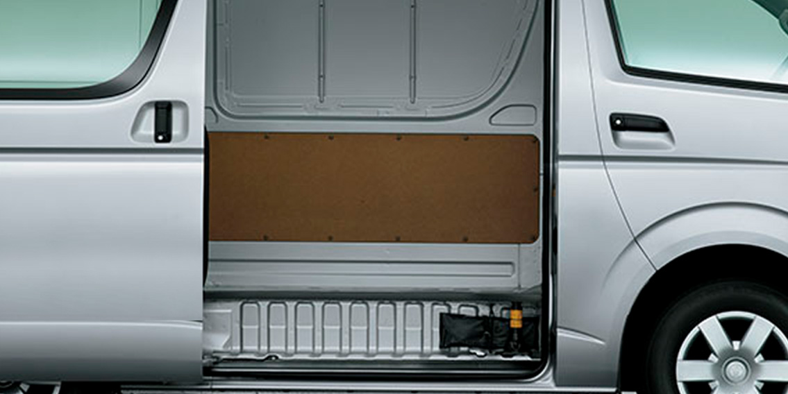 Nuevo Hiace Panel Exterior