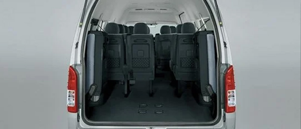 Toyota HIACE Microbus Amplitud y funcionalidad