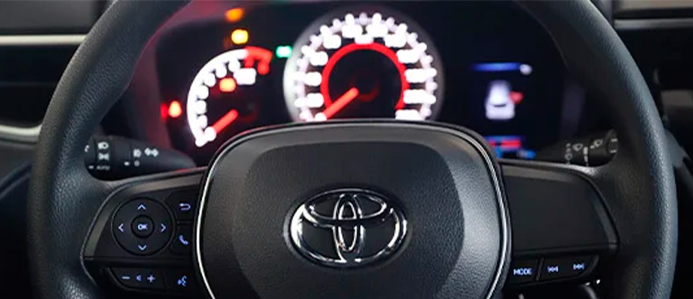 Toyota Corolla Cross Controles en el Volante